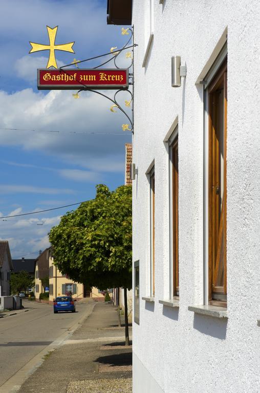 Gasthof zum Kreuz Neuenburg am Rhein Exterior foto
